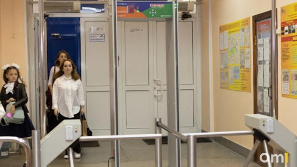 Студентов из Новосибирска зовут работать в школы Херсона и Запорожья