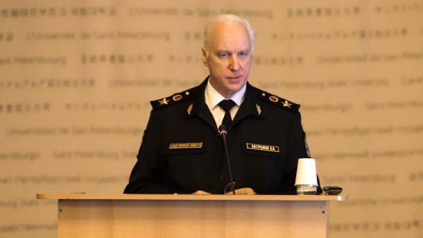 Бастрыкин взял на контроль расселение аварийного дома в Новосибирске