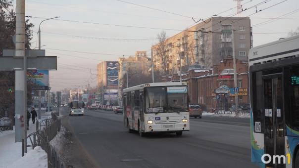 Омские автобусы будут ходить реже на праздники