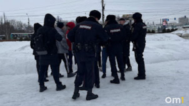 Житель Новосибирска повздорил с полицейским и был задержан