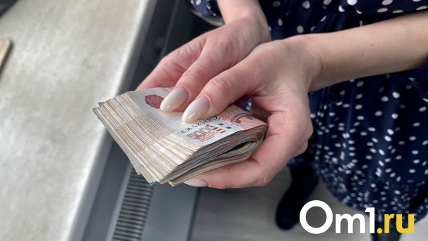 Аферисты начали безжалостно обманывать омских врачей на миллионы рублей