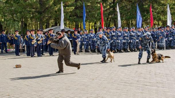 В Омске празднуют день работника службы охраны уголовно-исполнительной системы
