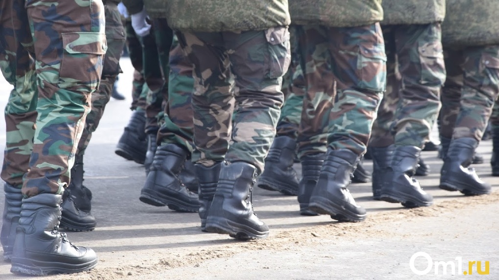 «Какой больничный? В стране мобилизация!»: омский военкомат отправил в часть призывника с грыжей спины