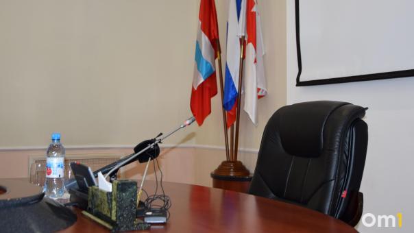 В Омске руководитель фонда ОМС ушёл в отставку