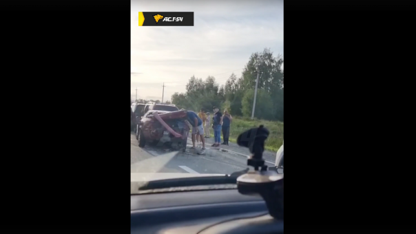 Массовое ДТП из пяти машин произошло на трассе под Новосибирском