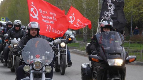 Байкеры и автомобилисты проедут по Омску с флагами Победы