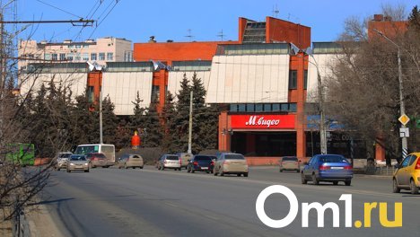 Мэр Омска сообщил, где в первую очередь начнут наносить разметки на дорогах после поручения Хоценко