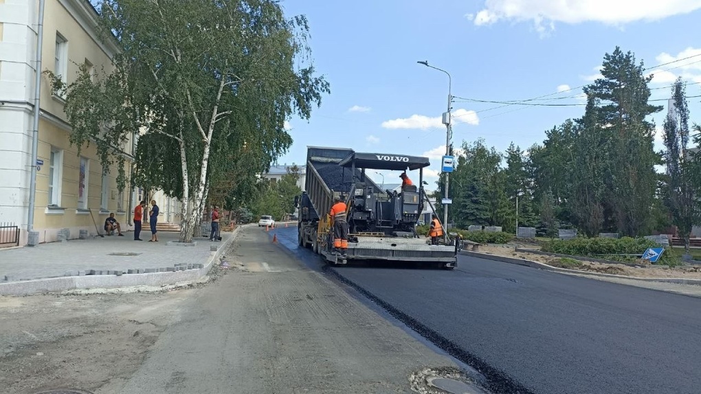 Омску выделили ещё 33 миллиона рублей на ремонт двух дорог