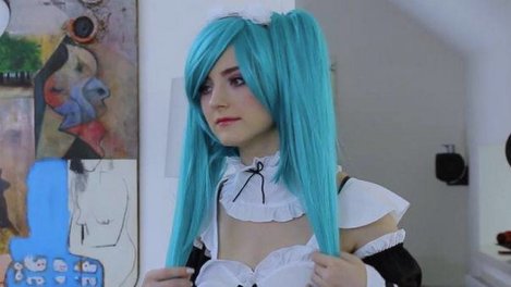 В Израиле показали фильм-драму про омскую порноактрису Eva Elfie