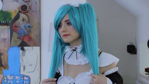 В Израиле показали фильм-драму про омскую порноактрису Eva Elfie