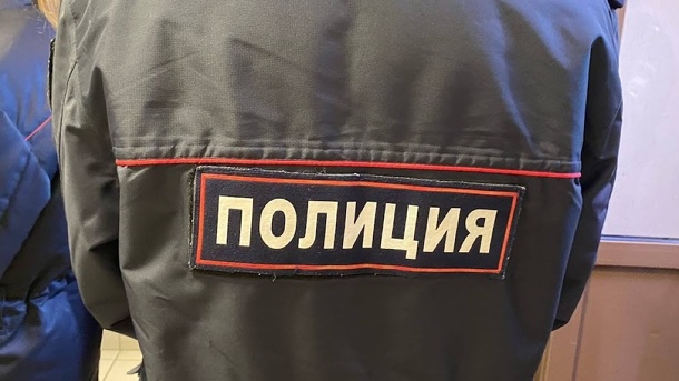 Тело 59-летнего новосибирца обнаружили жители под окнами дома в Первомайском районе