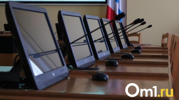 В правительстве Омской области состоялось статусное переназначение