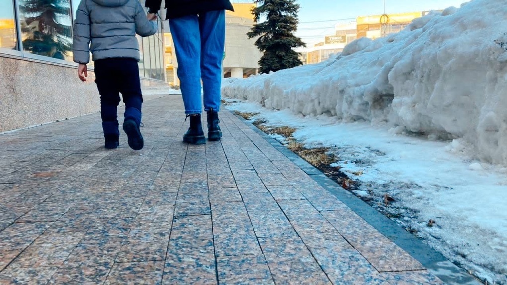 «Снял с него штаны и лёг сверху»: новосибирского дворника обвинили в домогательствах до 4-классника