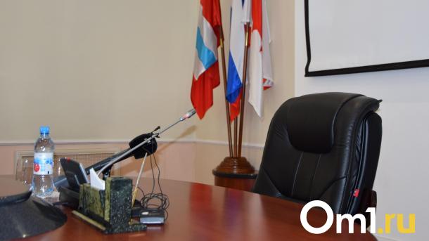 Глава омского Минстроя Александр Рашко представил своего нового заместителя