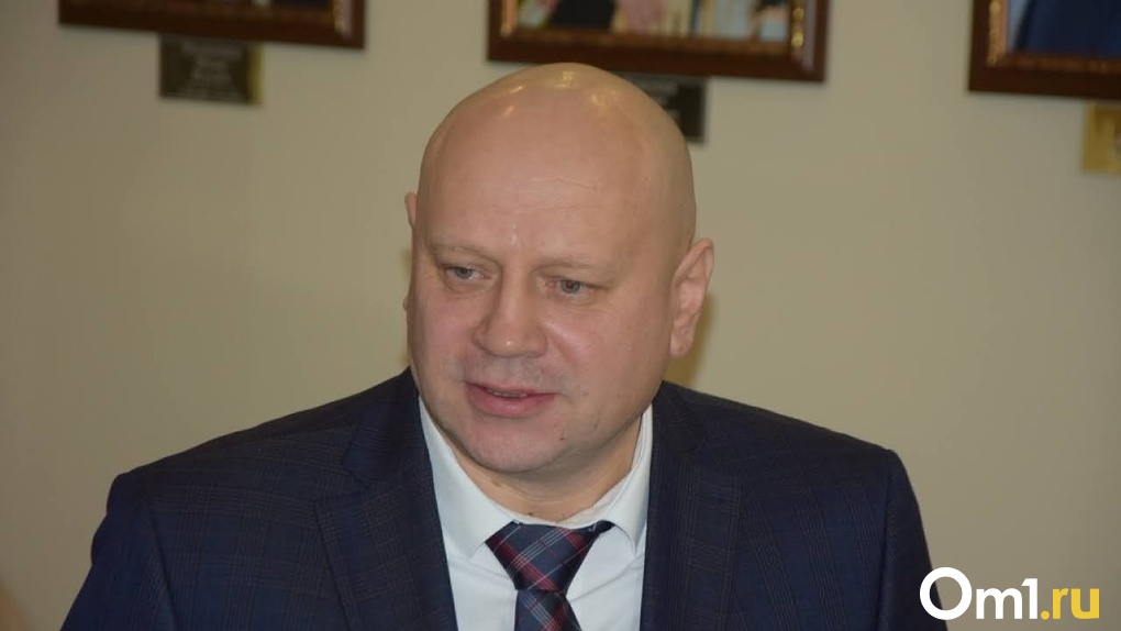 Мэр Омска предложил снести ветхое здание гимназии