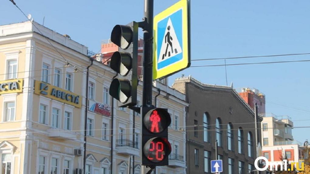 В Омске на три дня отключат работу «умных светофоров»
