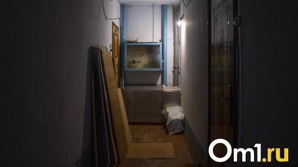 Омская мэрия изымает квартиры у жильцов аварийной двухэтажки в центре города