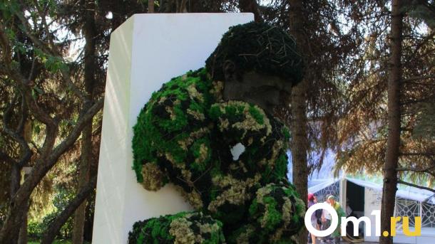 Охранникам омской выставки «Флора» готовы заплатить больше миллиона рублей