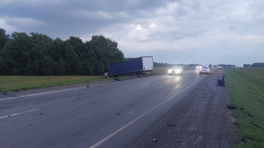 Водитель Lexus скончался в смертельном ДТП в Новосибирской области