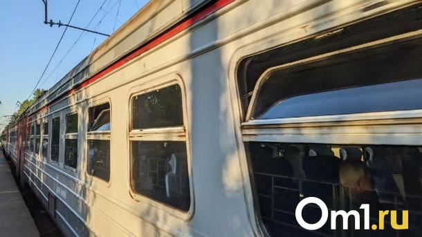 В Омске на 2,5 месяца изменят расписание пригородных электричек