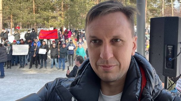 Прокуратура опровергла задержание депутата горсовета Антона Картавина