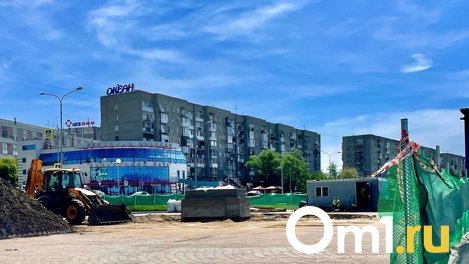 В омской девятиэтажке у магазина «Океан» сгорел балкон