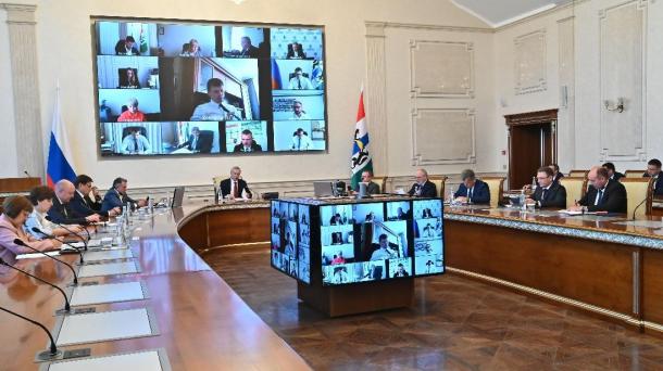 Новосибирская область выделит деньги на поддержку школ и агроклассов