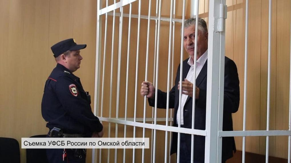 Лидер омской чеченской общины осуждён на 7 лет за вымогательство и покушение