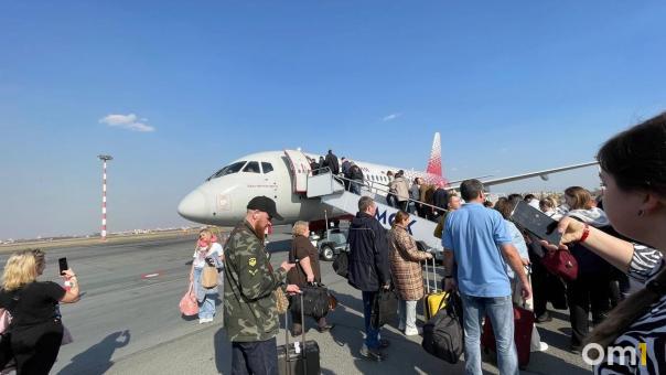Стало известно, куда омичи планируют поехать за границу летом