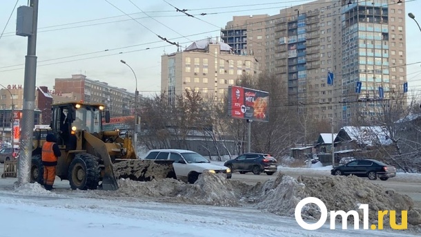 Мэр Новосибирска Анатолий Локоть заявил о достаточном количестве снегоуборочной техники
