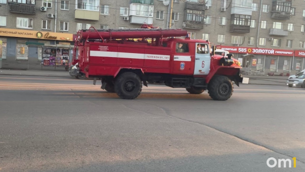 В Новосибирске ликвидировали пожар в комнате в общежития