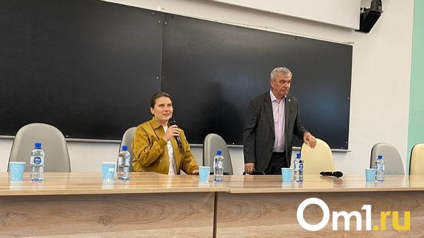 Космонавт Анна Кикина оценила новый терминал аэропорта «Толмачёво» в Новосибирске