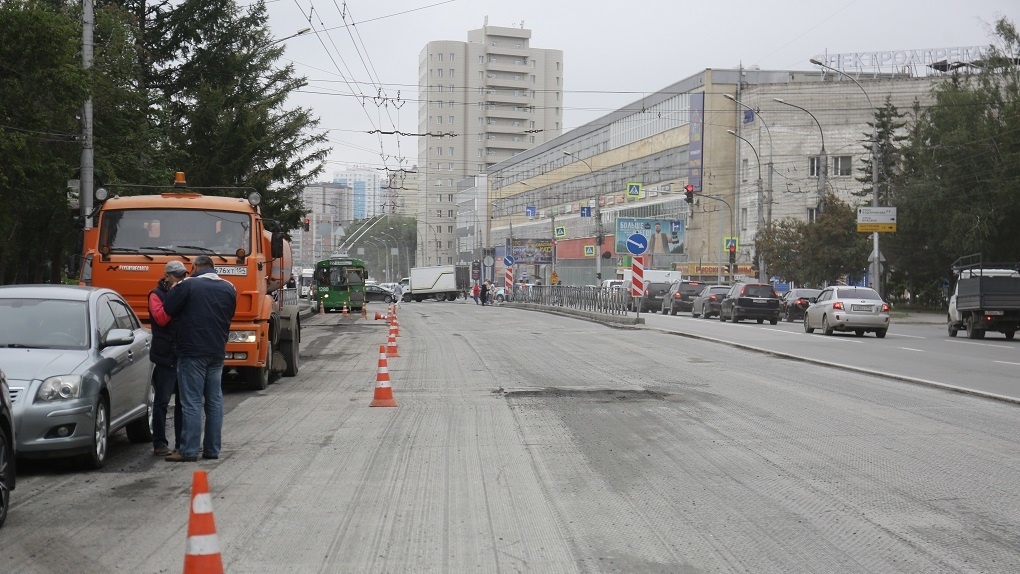 В Новосибирске начали масштабный ремонт и благоустройство проспекта Дзержинского