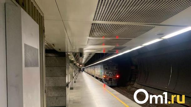 А давайте запустим в Омское метро городскую электричку?