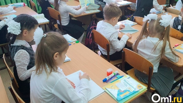 До 35 тысяч депутаты предложили выплачивать семьям школьников к 1 сентября
