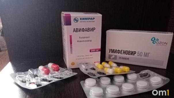 Вирусолог рассказал, чем омичам лечиться от омикрона