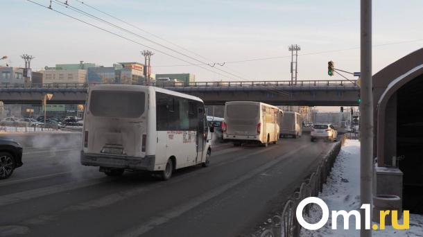 На омских дорогах нашли общественный транспорт с неисправностями