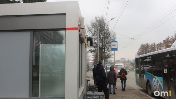 В полиции назвали 4 остановки в Омске, где чаще всего орудуют карманники