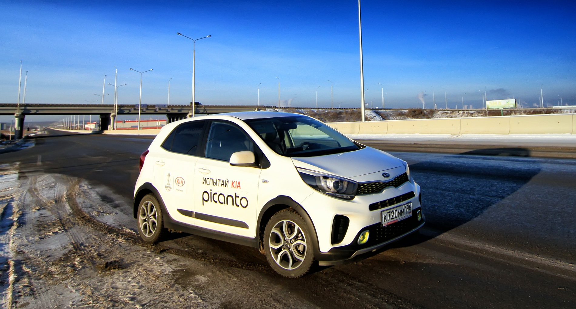 malenkaya smeshnaya nelepaya test drajv samoj strannoj mashiny goda avtonovosti omska