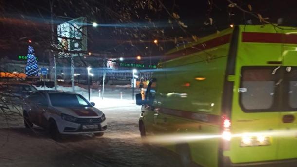 Новосибирские гвардейцы помогли медикам госпитализировать пьяного мужчину