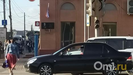 В центре Омска начался транспортный коллапс из-за неработающих светофоров