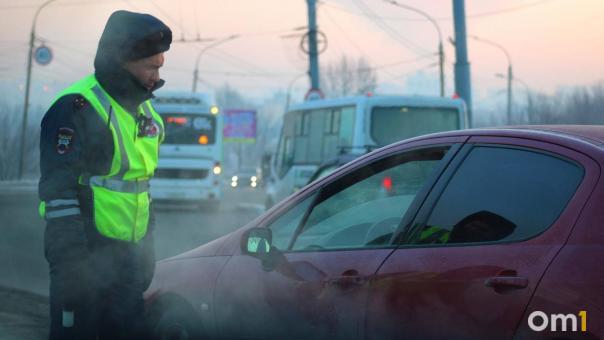 Автоинспекторы спасли жизнь пострадавшему от электроинструмента новосибирцу