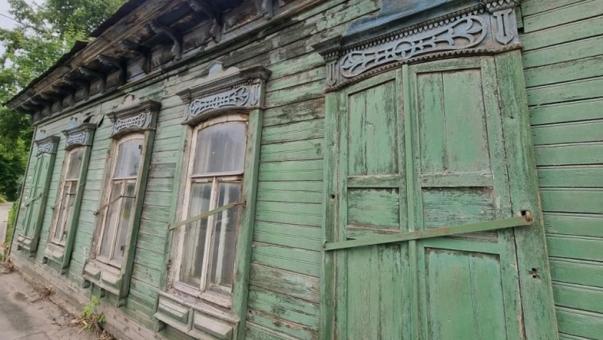 Омские волонтёры восстановят 100-летний дом в центре города