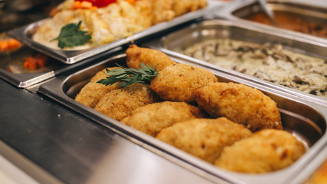 Вкусно как дома. Где новосибирцы и омичи могут позавтракать за 99, а пообедать за 149 рублей