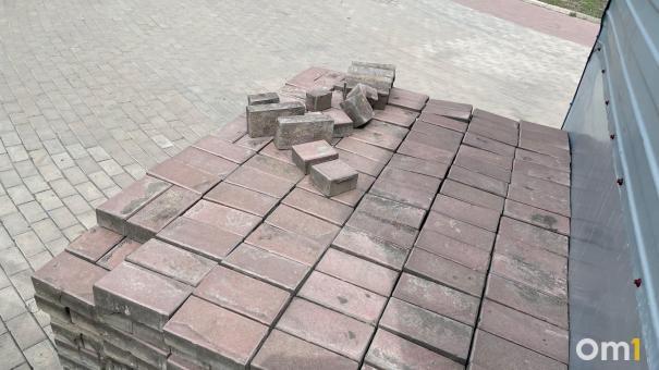 В Омске планируют отремонтировать сквер имени Карбышева