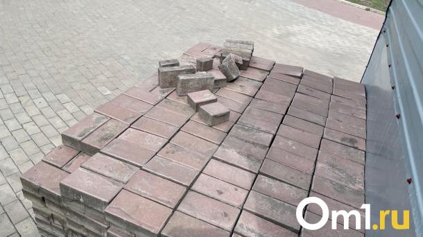 В Омске планируют отремонтировать сквер имени Карбышева