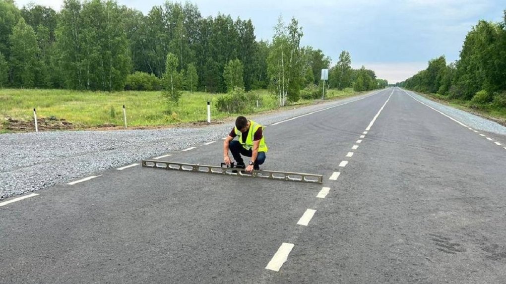 Хоценко сообщил о завершении ремонта дороги в Калачинском районе