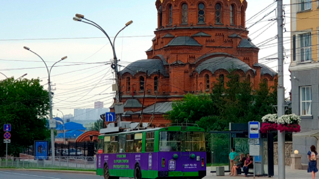В Новосибирске проведут повторный опрос о переименовании остановки «Площадь Свердлова»