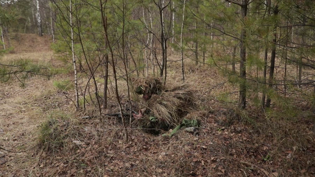 Новосибирские разведчики в лесу захватили секретные документы