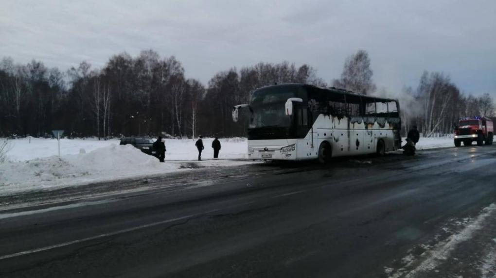 Перевозчик оштрафован после возгорания автобуса на трассе под Новосибирском